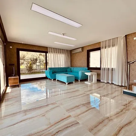 Bella * Kusadasi