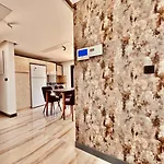 Bella * Kusadası