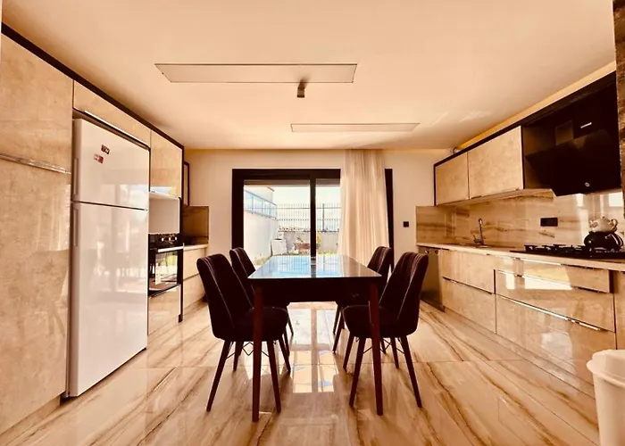 Bella Villa *